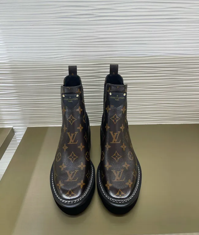 Louis Vuitton Shoe 